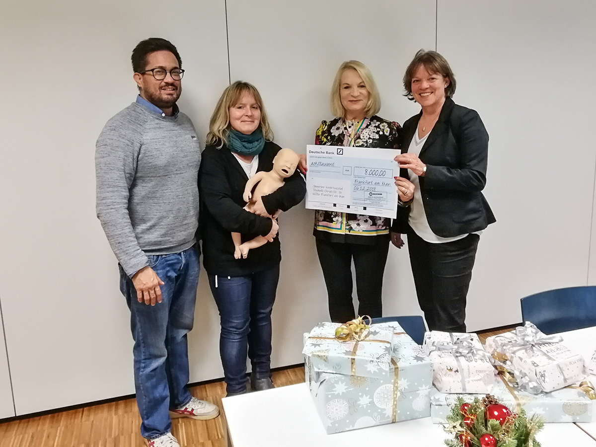 KERN Group achte Spende für die Clementine Kinderhospital Dr. Christ’sche Stiftung